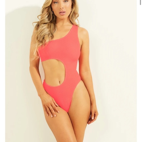 New GUESS Cutout One-Piece Swimsuit XS/S - Picture 5 of 6